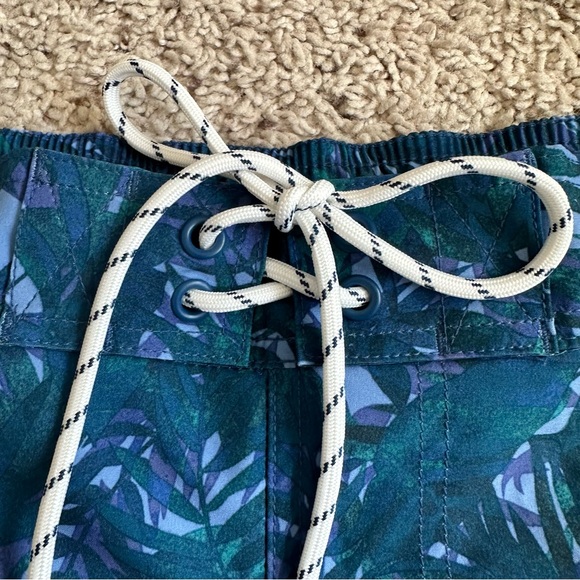 BNWT Goodfellow & Co. swim shorts - Picture 11 of 12